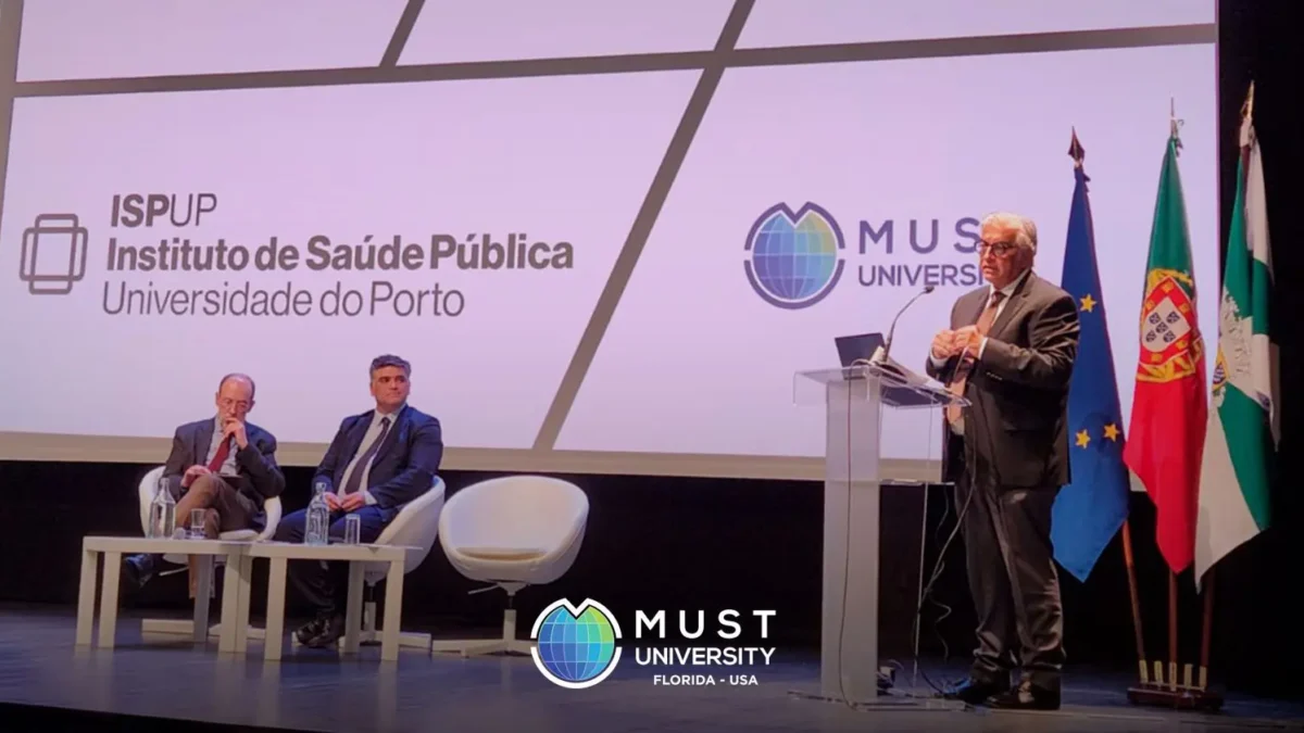 paper de Tecnologias Emergentes em Educação MUST